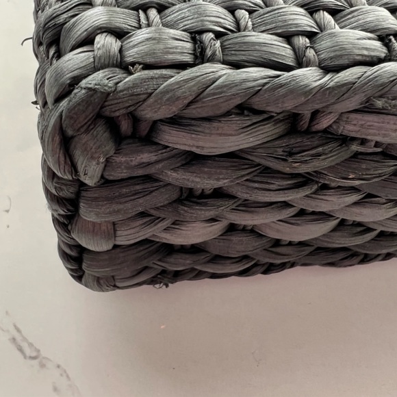 Kenneth Cole Reaction Straw Bag - Picture 7 of 7